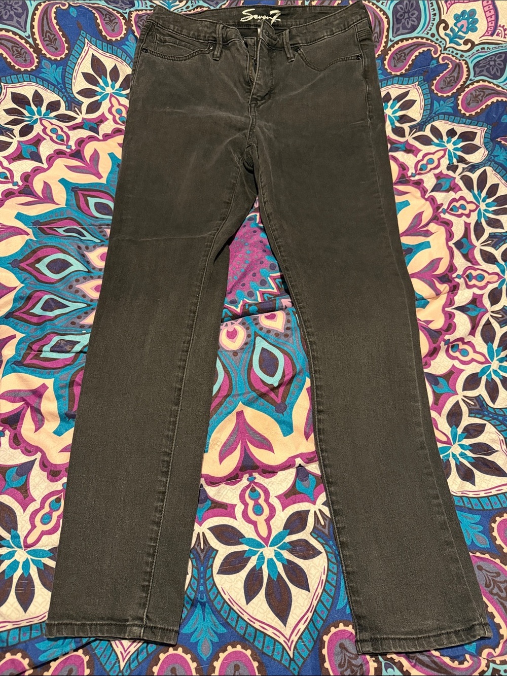 Seven7 Women's Charcoal Straight-Leg Jeans